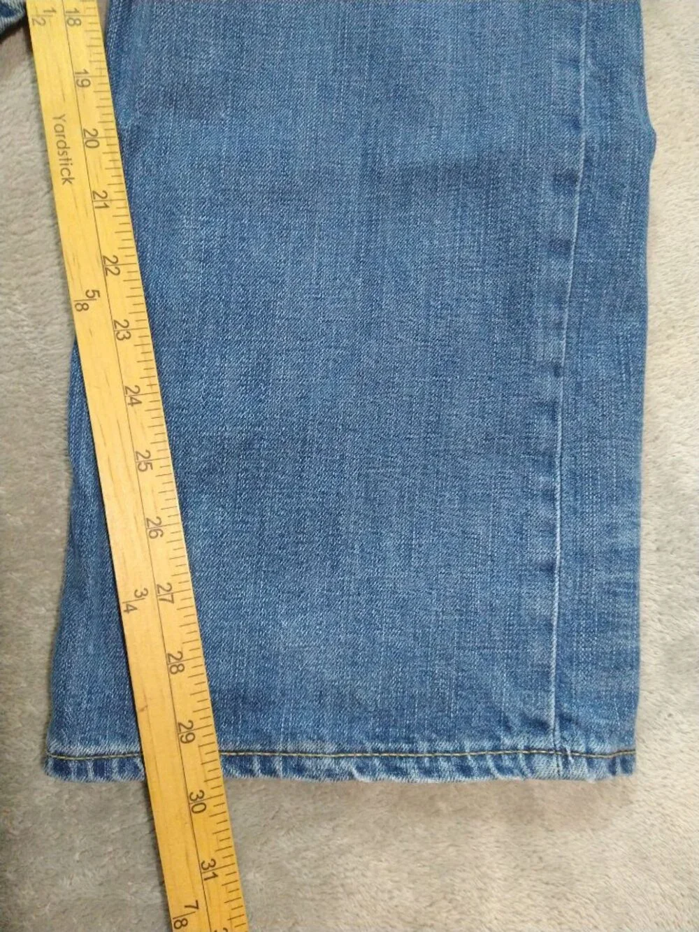Banana Republic Jeans Mens 38x30 Blue Denim Vintage Straight Distressed Mid Rise